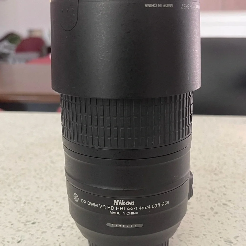 Nikon AF-S DX NIKKOR 55-300mm f/4.5-5.6G ED Telephoto Zoom Lens